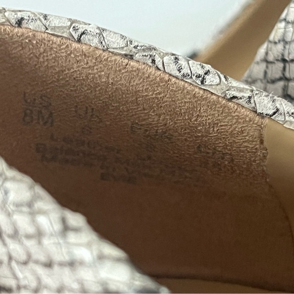 NWOT Naturalizer Snakeskin Women’s Heels - Picture 8 of 11